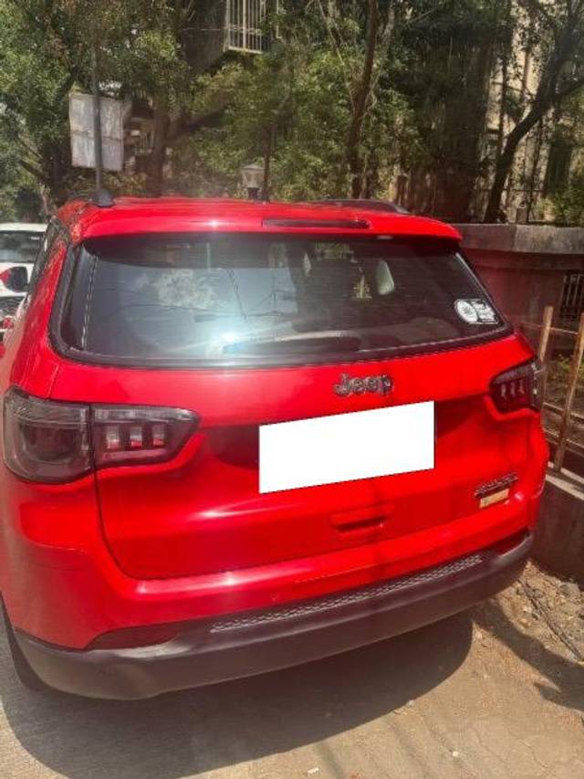 https://images10.gaadi.com/usedcar_image/4589190/original/processed_09c476a7-1f83-406b-b7b6-41dfcc3ebe1c.jpeg?imwidth=6401