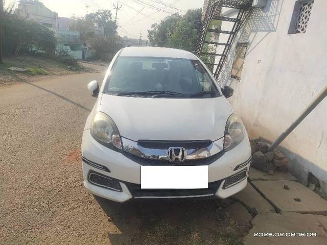 https://images10.gaadi.com/usedcar_image/4589195/original/processed_16283be9-c44e-4f09-910f-4306e19e90ce.jpg?imwidth=6400