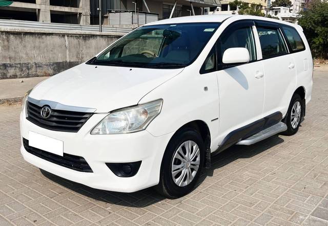 https://images10.gaadi.com/usedcar_image/4589202/original/processed_8aed7f9691b41c72503263403a61e14f.jpg?imwidth=6402