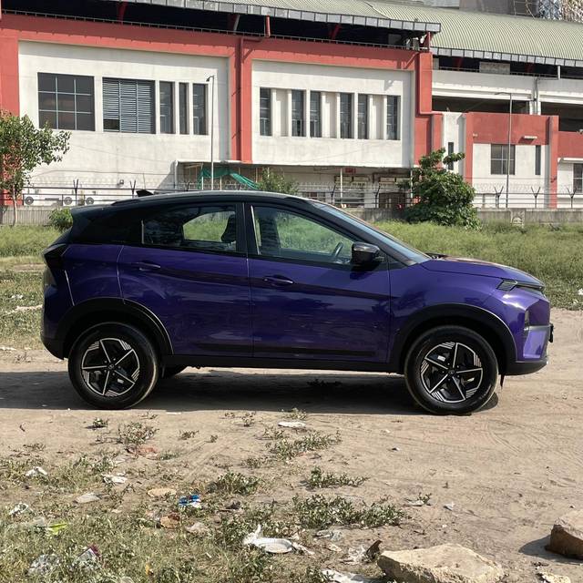 https://images10.gaadi.com/usedcar_image/4589210/original/d2aadc2c275fae65ccfbc60ed65f8f01.jpg?imwidth=6401