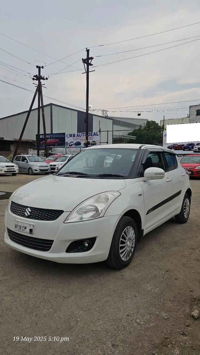 https://images10.gaadi.com/usedcar_image/4589230/original/processed_7376a828d84bf56b5ee75e10ebaddd50.jpeg?imwidth=6401