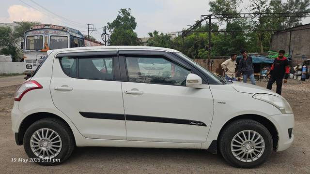 https://images10.gaadi.com/usedcar_image/4589230/original/processed_7f655f778516fd5ac3a0f12e3f33cdf0.jpeg?imwidth=6402