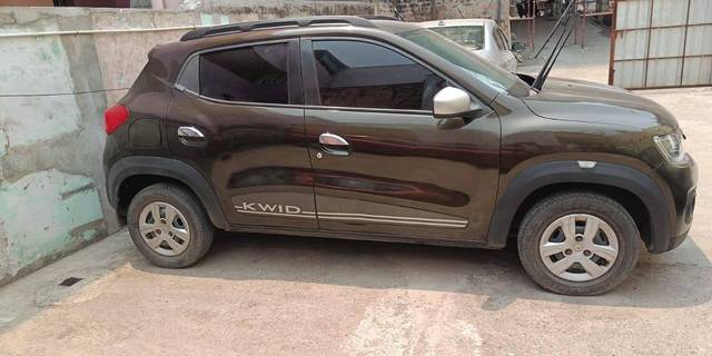 https://images10.gaadi.com/usedcar_image/4589235/original/processed_d43a03fa698ca73f3ad89c82a38517c2.jpg?imwidth=6401