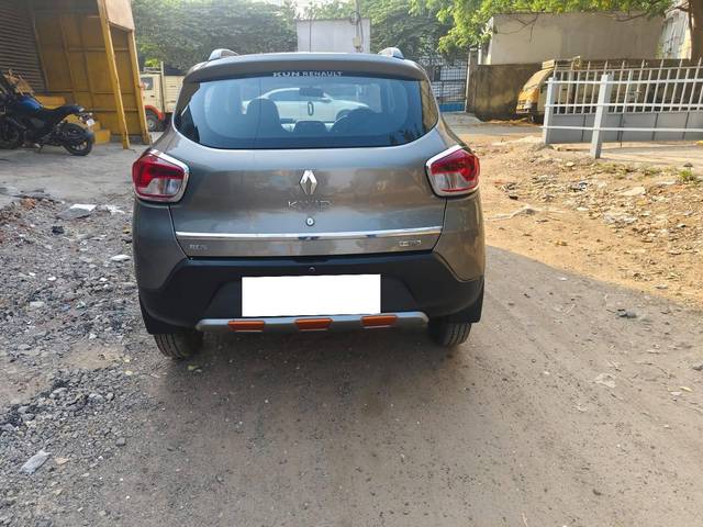 https://images10.gaadi.com/usedcar_image/4589322/original/processed_ef6b731be48447ff3b580ef1087a9d73.jpg?imwidth=6401
