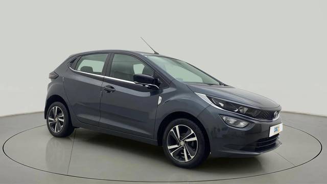 https://images10.gaadi.com/usedcar_image/4589329/original/0520b54ab679bc1845b03b03530d7acd.jpg?imwidth=6400