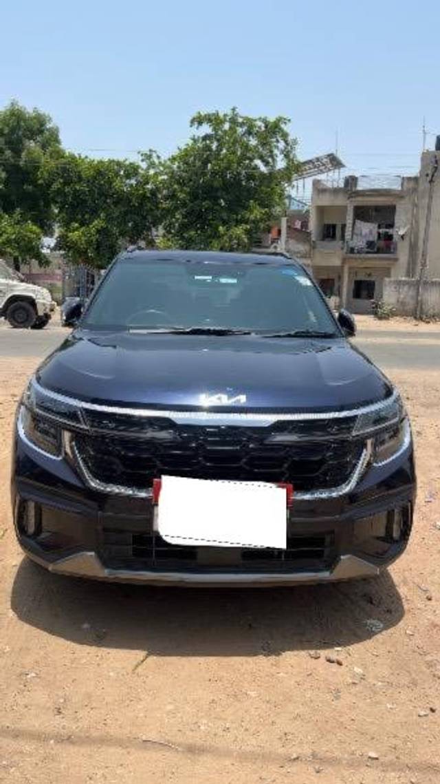 https://images10.gaadi.com/usedcar_image/4589337/original/processed_227c8fa0-8c55-4174-a2b3-c3ee9ffa7aa7.jpeg?imwidth=6400