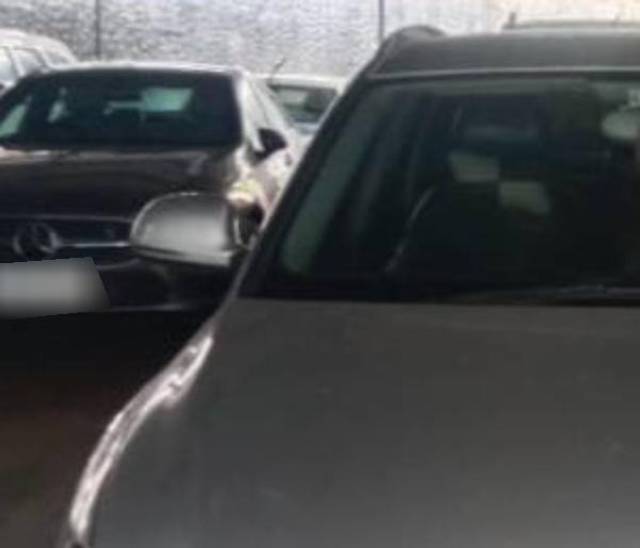 https://images10.gaadi.com/usedcar_image/4589350/original/processed_d908960f271a0ec49d60e87209fe77d5.jpg?imwidth=6400