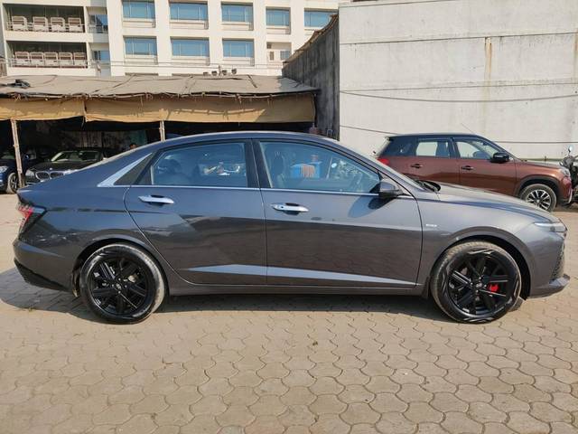 https://images10.gaadi.com/usedcar_image/4589354/original/processed_673ce637985e8ac853e8daa00a5359fd.jpeg?imwidth=6401