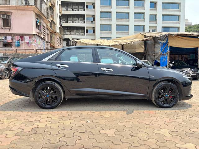 https://images10.gaadi.com/usedcar_image/4589365/original/processed_20deac453297db0d0d21aedc609b4607.jpeg?imwidth=6401