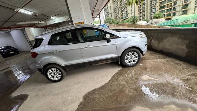 https://images10.gaadi.com/usedcar_image/4589376/original/processed_9b384d40-bb9c-451b-8988-8bda5b71c8b9.jpg?imwidth=6401