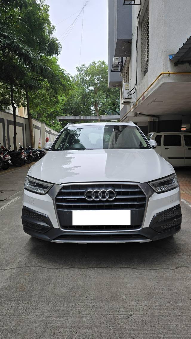 https://images10.gaadi.com/usedcar_image/4589380/original/processed_1a404771-05bc-40ba-b58d-40e33bf04fed.jpg?imwidth=6401
