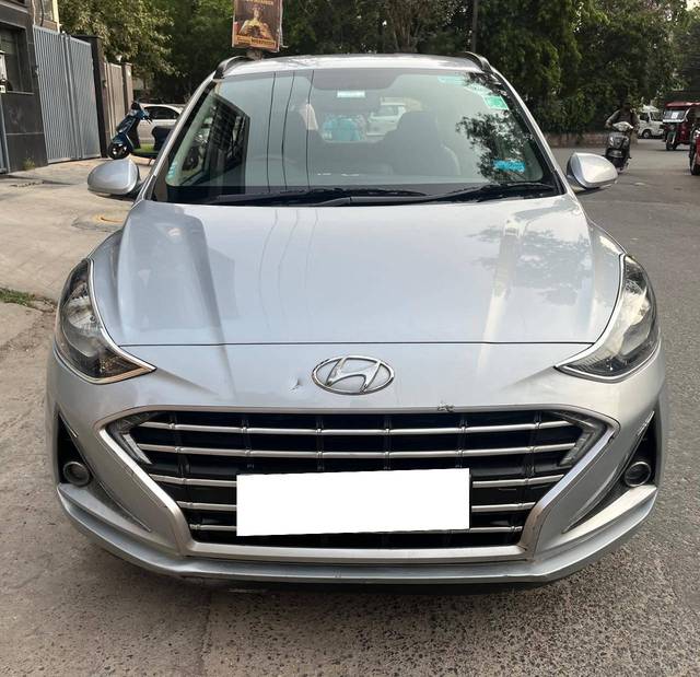 https://images10.gaadi.com/usedcar_image/4589418/original/processed_6af4836f80b59fa570953ef4c645f4ce.jpg?imwidth=6400