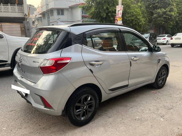 https://images10.gaadi.com/usedcar_image/4589418/original/processed_801ec5800e27b222e38e8a736cbf8f2a.jpg?imwidth=6402