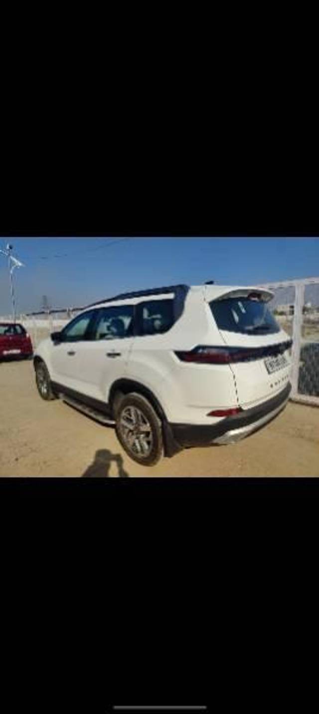 https://images10.gaadi.com/usedcar_image/4589422/original/processed_b5f82c03-4267-4ab7-ad4c-44989d9762e1.jpg?imwidth=6400