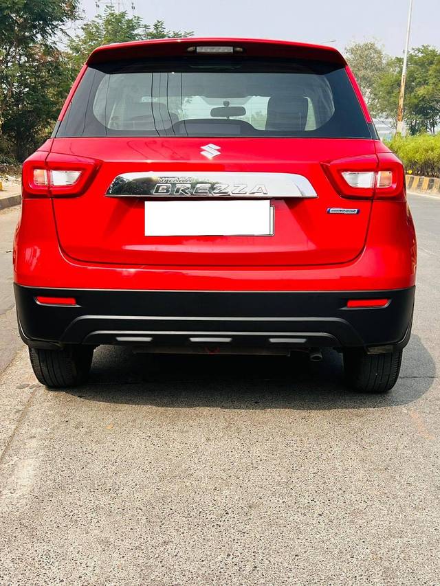 https://images10.gaadi.com/usedcar_image/4589429/original/processed_72663733a9d0e91f439030e04e122d86.jpeg?imwidth=6402