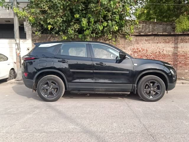 https://images10.gaadi.com/usedcar_image/4589437/original/f06599ea90282ae21043dab9b66c856e.jpg?imwidth=6401