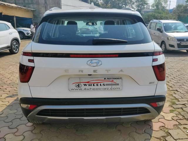 https://images10.gaadi.com/usedcar_image/4589443/original/processed_31d89335dd417fe1f8e9768764103c5b.jpeg?imwidth=6402