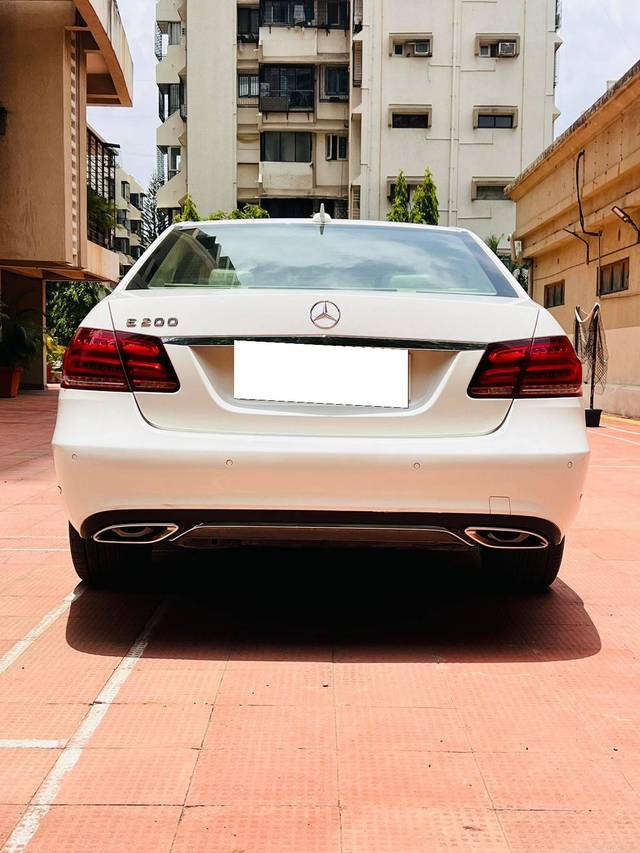 https://images10.gaadi.com/usedcar_image/4589446/original/processed_142cf9c2660eaf527fb8d3fc18dc8410.jpeg?imwidth=6402
