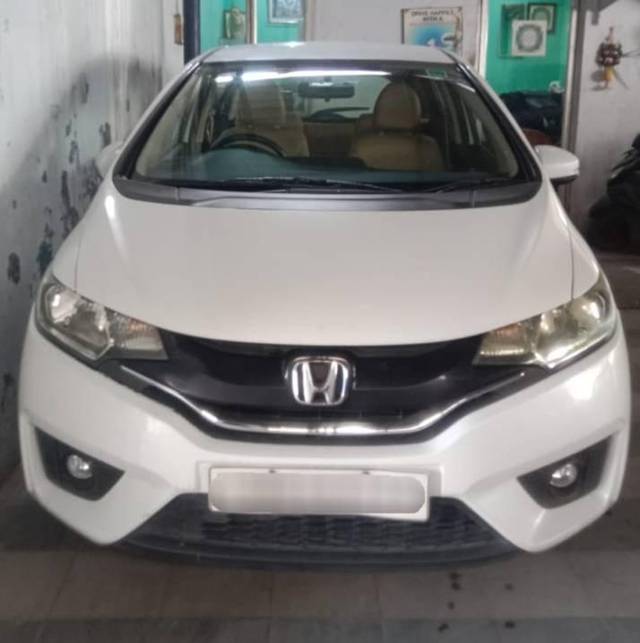 https://images10.gaadi.com/usedcar_image/4589447/original/processed_827919fe96406a7784b707174abf0286.jpg?imwidth=6402