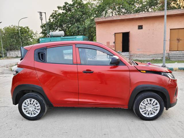 https://images10.gaadi.com/usedcar_image/4589448/original/processed_7aea951b6febbfc74804e48d6796b661.jpg?imwidth=6401