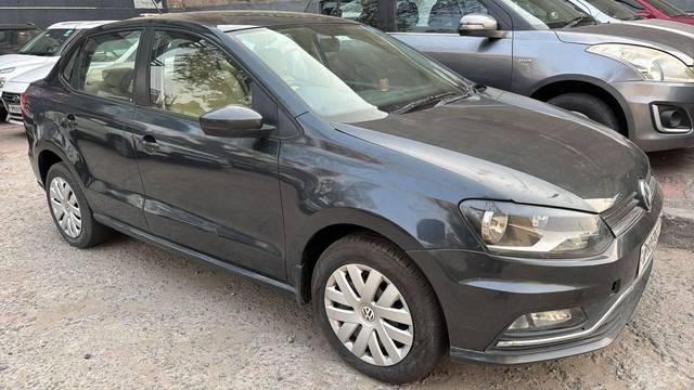 https://images10.gaadi.com/usedcar_image/4589460/original/processed_d1f8a2a38c0d772dbcd0df33fa1d0994.jpg?imwidth=6400