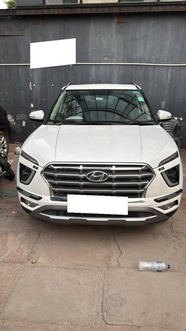 https://images10.gaadi.com/usedcar_image/4589461/original/processed_93726ce0f8cc7505e4e658bd086344ae.jpg?imwidth=6402