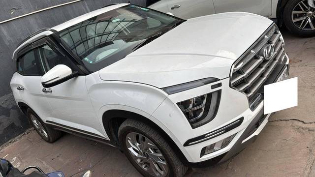 https://images10.gaadi.com/usedcar_image/4589461/original/processed_ef3dfdf7f7820503a1feef3e9059f6fa.jpg?imwidth=6400