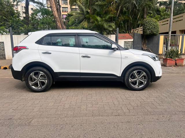 https://images10.gaadi.com/usedcar_image/4589467/original/1b24bb49e6fdc562a3b76783dea700db.jpeg?imwidth=6401