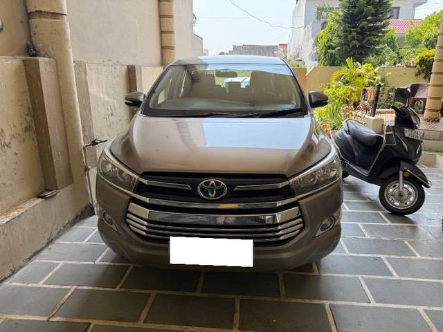 https://images10.gaadi.com/usedcar_image/4589472/original/processed_0364b329-b564-44f0-8545-0e5212b250e7.jpeg?imwidth=6402