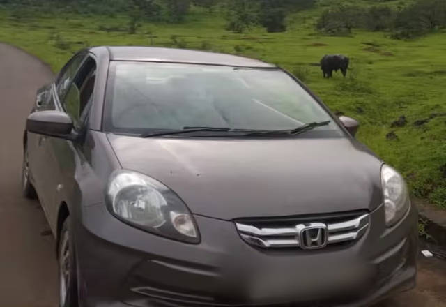 https://images10.gaadi.com/usedcar_image/4589477/original/ca1b5850-8e89-40e2-9d6e-b4468113da1d.?imwidth=6400