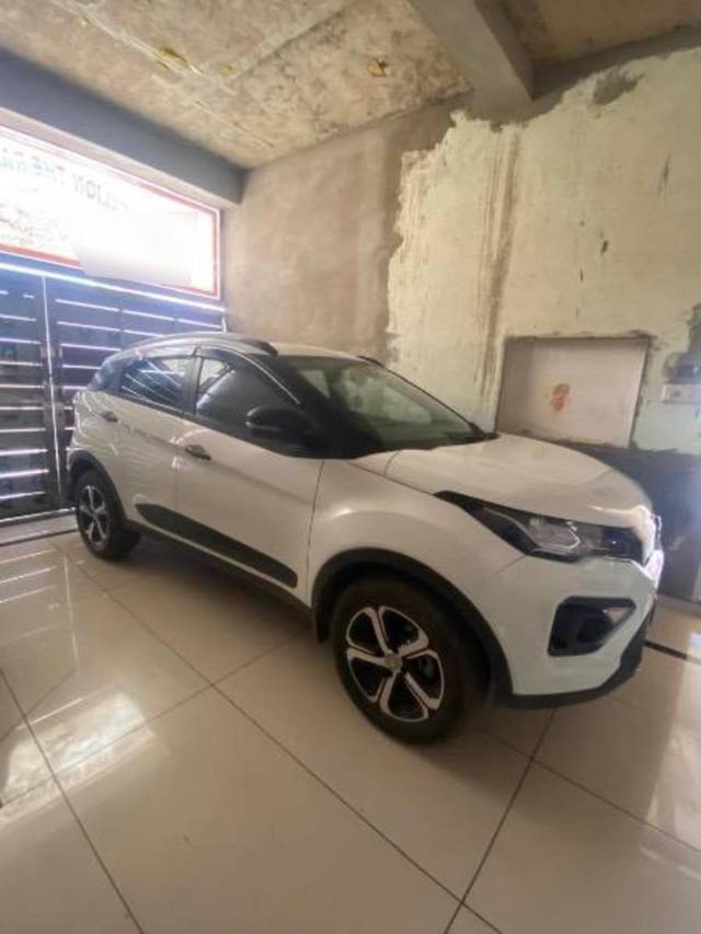 https://images10.gaadi.com/usedcar_image/4589564/original/processed_64072e01-f09a-4bab-a915-8b558b0b1d65.jpeg?imwidth=6400