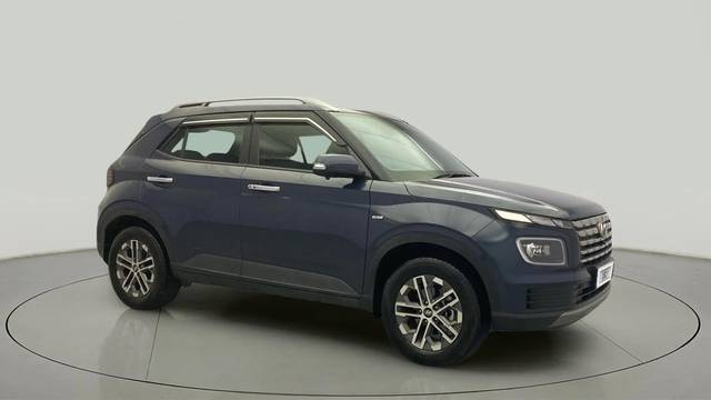 https://images10.gaadi.com/usedcar_image/4589572/original/671ae2ae7c321ed651243663af5d6e92.jpg?imwidth=6400