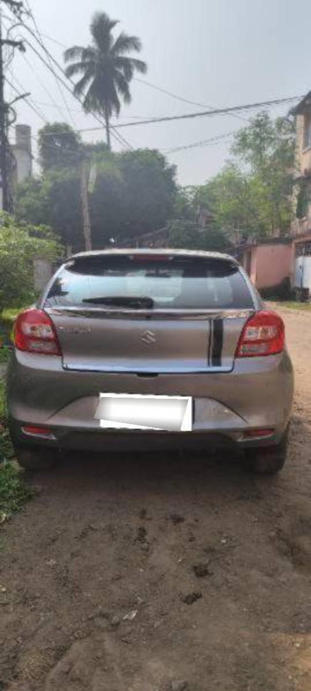 https://images10.gaadi.com/usedcar_image/4589592/original/processed_processed_61dc3c0c-04ba-4f57-84e1-31c77977b7f9.jpg?imwidth=6400