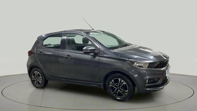 https://images10.gaadi.com/usedcar_image/4589593/original/1cd556d8b5dc3a4347fefda854e8421b.jpg?imwidth=6400