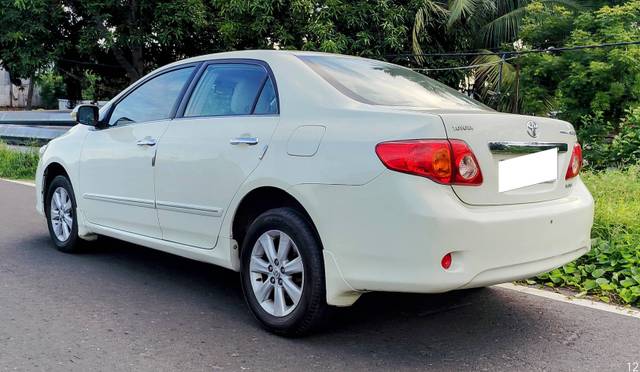 https://images10.gaadi.com/usedcar_image/4589643/original/processed_3c9199d7087416ce9b1381054a98b0de.jpg?imwidth=6402