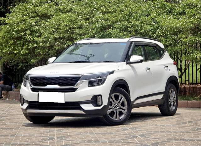 https://images10.gaadi.com/usedcar_image/4589644/original/processed_9ea05c9e527522ba7260c56da209dfa1.jpg?imwidth=6402