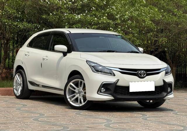 https://images10.gaadi.com/usedcar_image/4589645/original/processed_2ffb9e7595d0acb3f795a4bdd93b963a.jpg?imwidth=6400