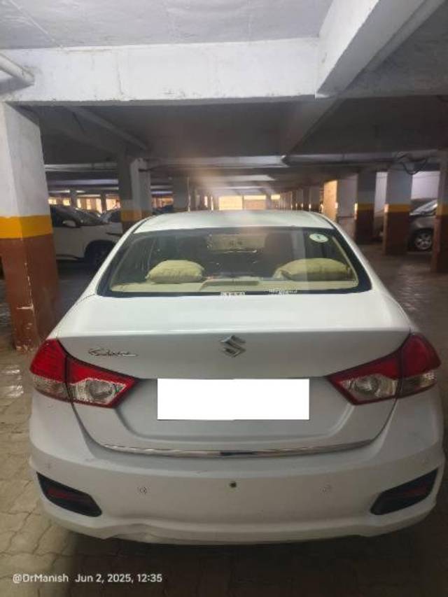 https://images10.gaadi.com/usedcar_image/4589667/original/processed_41f1db37-210b-4bcb-ac65-35f948ce4796.jpg?imwidth=6401