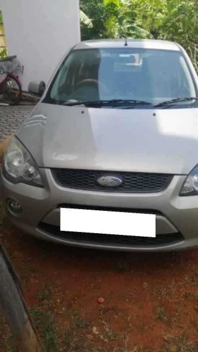 https://images10.gaadi.com/usedcar_image/4589678/original/processed_fbe4026b-9ce3-410d-9167-7781d5d89e69.jpeg?imwidth=6400