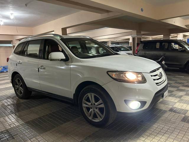 https://images10.gaadi.com/usedcar_image/4589726/original/1a199634daa54f2b1ccd631dc1b0e9cc.jpg?imwidth=6400