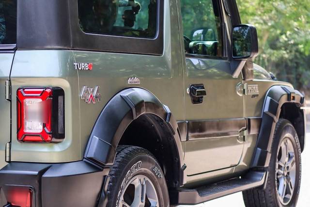 https://images10.gaadi.com/usedcar_image/4589741/original/processed_fdb36ae1-8602-410b-991d-aa1f51fba9cb.jpg?imwidth=6402