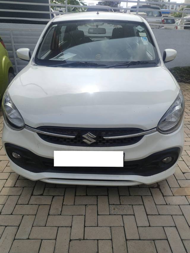 https://images10.gaadi.com/usedcar_image/4589820/original/processed_c4251832-8fc6-4f35-8cd1-274cd662047f.jpg?imwidth=6400