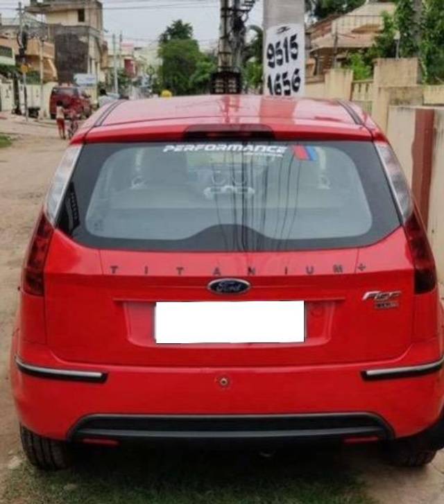 https://images10.gaadi.com/usedcar_image/4589854/original/processed_090b7136-bfb1-435e-92d2-61d90befccca.jpeg?imwidth=6402