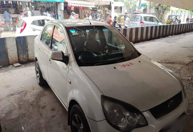 https://images10.gaadi.com/usedcar_image/4589886/original/07e627be-3c8c-4843-8edb-a94912fc4759.?imwidth=6400