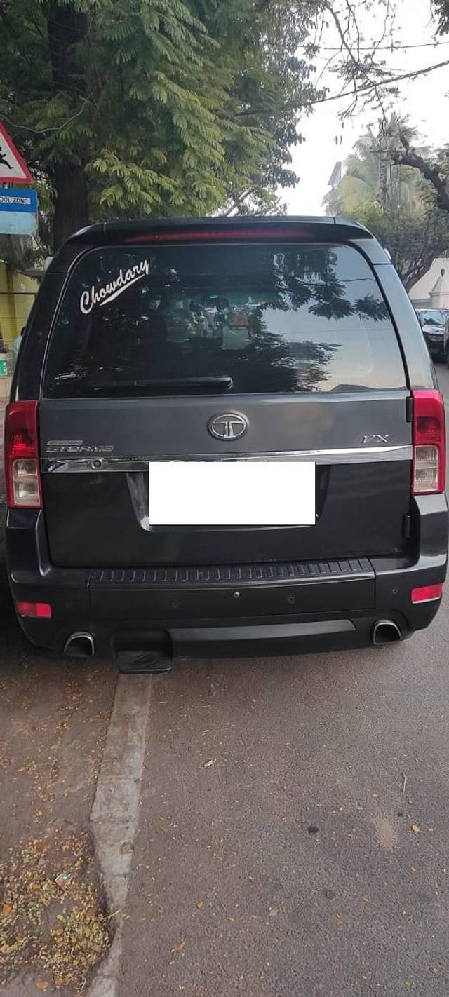 https://images10.gaadi.com/usedcar_image/4589937/original/processed_65a675dce3462aafde29ed60485d8368.jpg?imwidth=6402