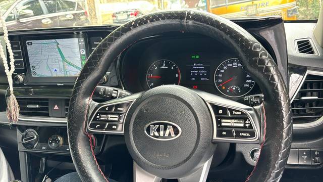 https://images10.gaadi.com/usedcar_image/4589991/original/83f06a45c4ba047ce53ee2c8cf9b3dcc.jpg?imwidth=6402