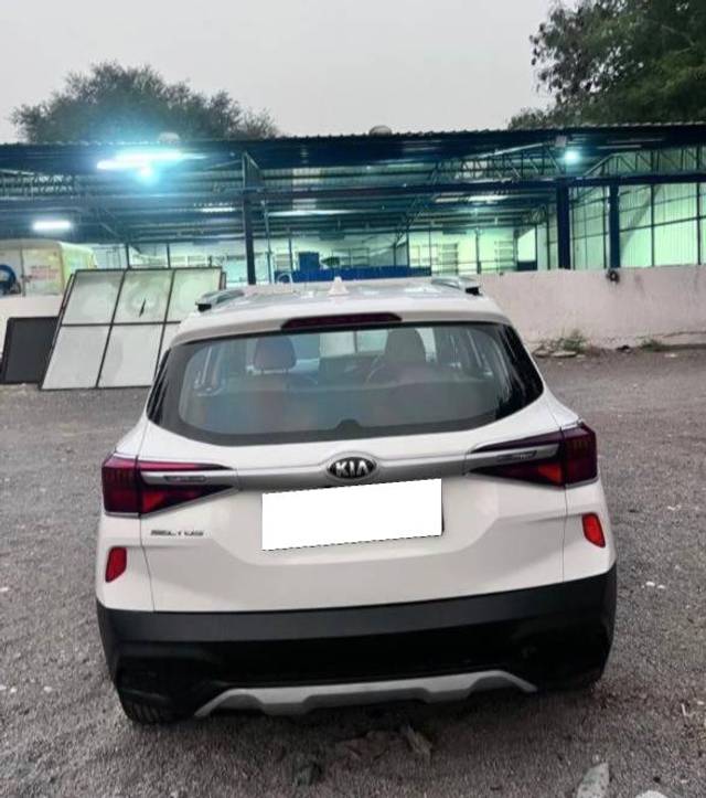 https://images10.gaadi.com/usedcar_image/4589991/original/processed_04f1ef9183f6e02abc96b34c362f3b1c.jpg?imwidth=6401