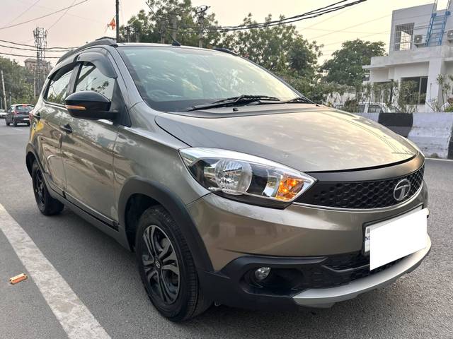 https://images10.gaadi.com/usedcar_image/4590005/original/processed_25e5e740-6896-4e50-9d9d-b1ddaa89f79f.jpg?imwidth=6400