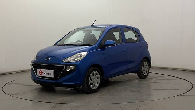https://images10.gaadi.com/usedcar_image/4590022/original/7c423819a1ecad035fe8fa8a829dfbac.JPG?imwidth=6400