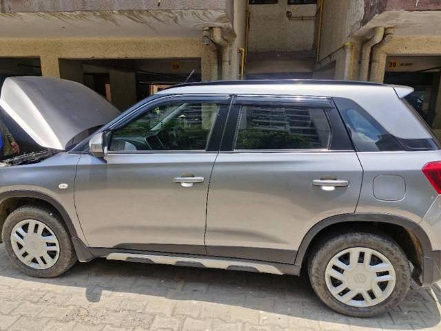 https://images10.gaadi.com/usedcar_image/4590053/original/processed_6b6ec981-a407-4fb7-b298-cf6df78f6590.jpg?imwidth=6402